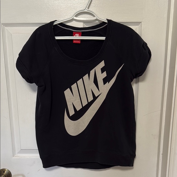 Nike Black and Off-White Logo Tee - Picture 2 of 10
